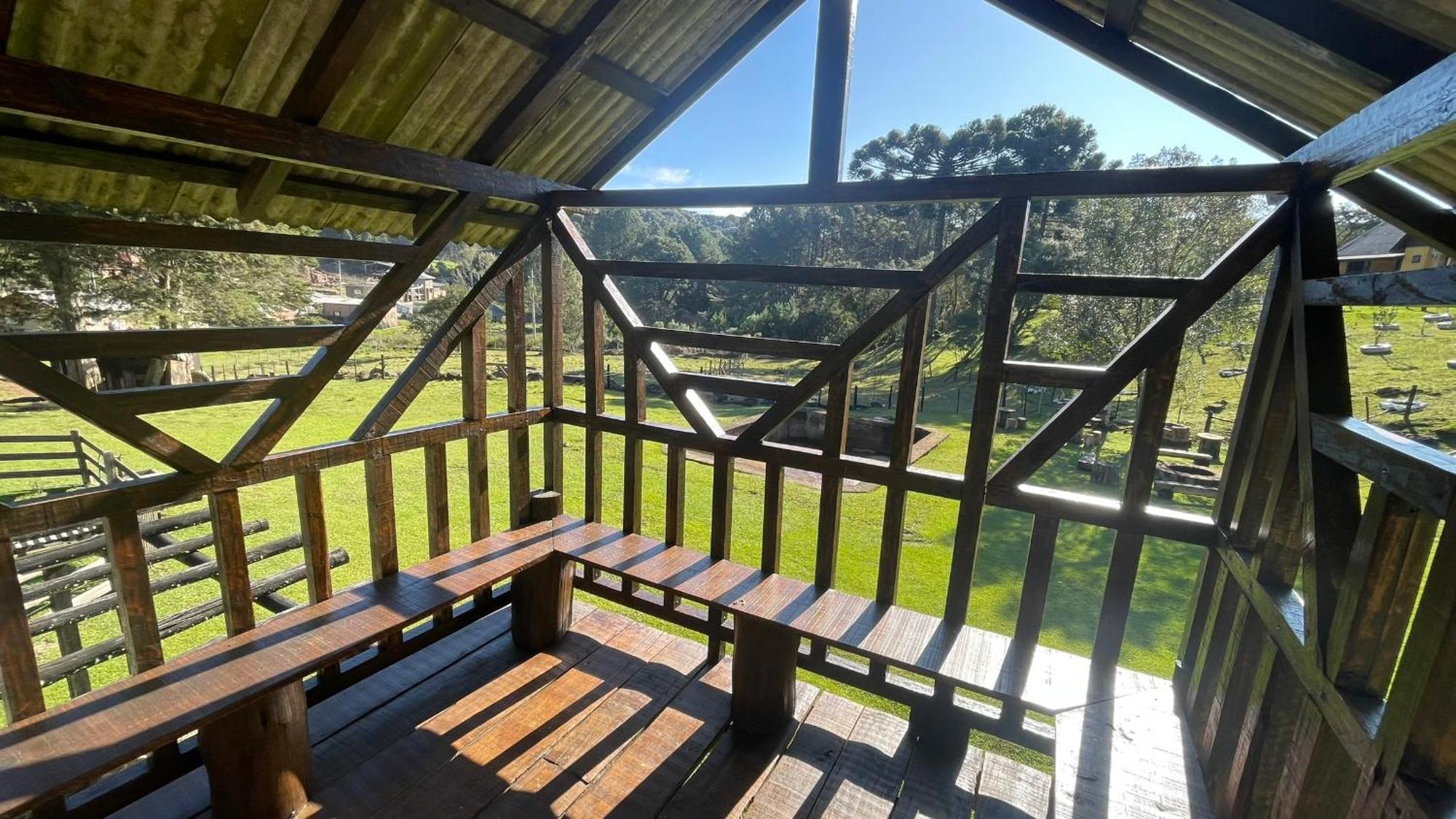 Cabanas Leao Da Tribo De Juda Канела Екстериор снимка